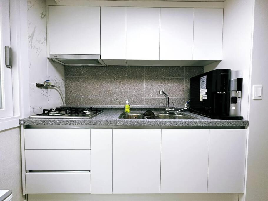You Here,Stay - 5Min To Hapjeong Station, 10Mins To Hongdae سيول المظهر الخارجي الصورة